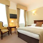 Castle Hotel