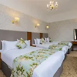 Castle Hotel 4*