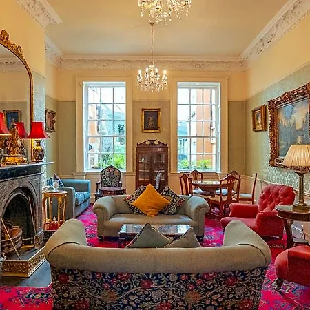 Castle 4* Dublin