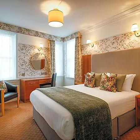 Castle 4* Dublin