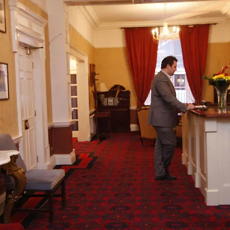 Castle 4* Dublin