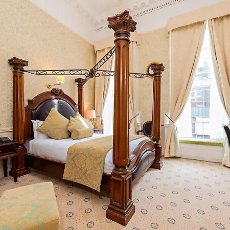 Castle Hotel