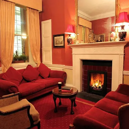 كاسل فندق 4*