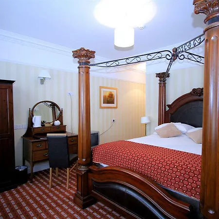 كاسل فندق 4*